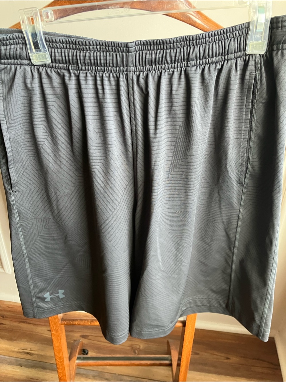 Under Armour Men's Black Athletic Training Shorts